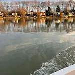 Danube Lupa Island Home-close To Budapest Casa de Férias Budakalász
