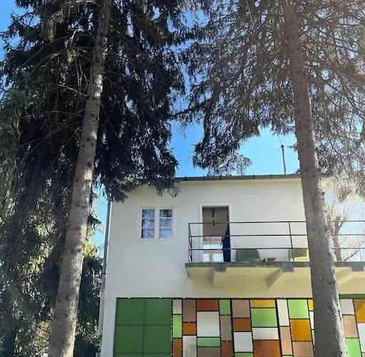 Danube Lupa Island Home-close To Budapest